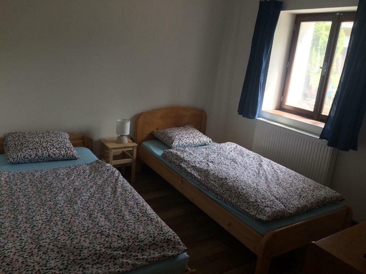 Apartman Zidovice Лоуни Екстер'єр фото